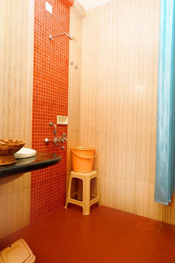 Hotel Manik Moti Lonavala Bagian luar foto